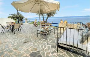 2 Bedroom Lovely Home In Kalamata