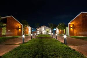 THE O-ZONE AIRPORT Riviera Lodge