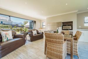35 Brookside on Kingswood Golf Estate