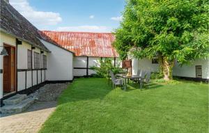Awesome Home In Samsø With Kitchen