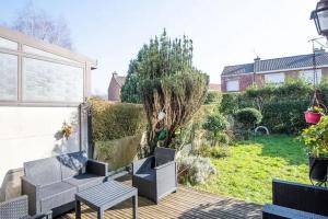 Villas Maison a l-oree du BOIS CITADELLE de LILLE avec TERRASSE en plein sud PROCHE DE TOUTES COMMODITES a la porte de LILLE : photos des chambres