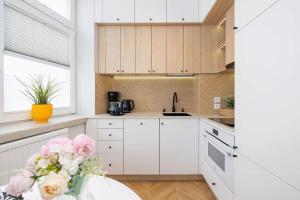 Apartamenty Warszauera z Klimatyzacją na Krakowskim Kazimierzu by Noclegi Renters