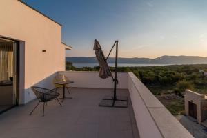 Villa Salvia with pool