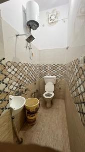 Hotel Vijay Palace- Near Ram Mandir Ayodhya