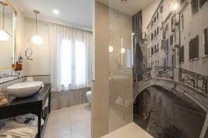 Junior Suite room in H10 Palazzo Canova