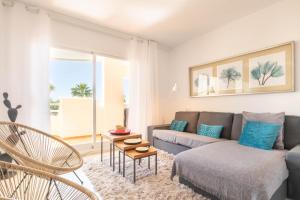 Calahonda Elegance With Pool And Sea View - Happy Rentals