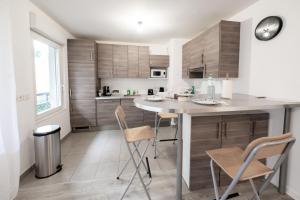 Appartements Tout confort a Massy - Parking / TGV et RER B&C : photos des chambres