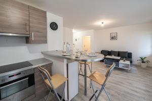 Appartements Tout confort a Massy - Parking / TGV et RER B&C : photos des chambres