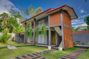 Hasthri Boutique Blue Apartment in Ahangama with pool Near Beach