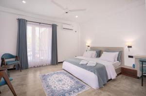 Hasthri Boutique Blue Apartment in Ahangama with pool Near Beach