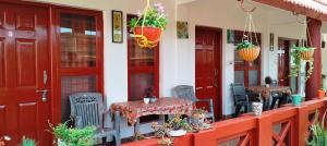 Holidayincoorg - Brick lane