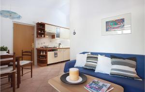 1 Bedroom Gorgeous Apartment In Rabac 