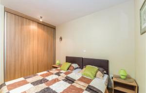 Gorgeous Apartment In Zadar With Kitchen