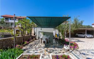 1 Bedroom Nice Apartment In Krk 