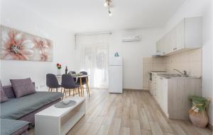 1 Bedroom Nice Apartment In Krk 