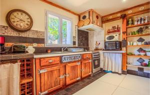 Maisons de vacances Beautiful Home In Les Arcs With Wifi : photos des chambres