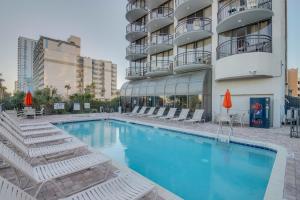 Beachfront 1BR Condo in Myrtle Beach