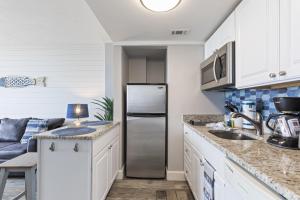 Beachfront 1BR Condo in Myrtle Beach