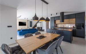 3 Bedroom Stunning Home In Porec