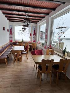 Haus Astenblick in Winterberg für bis zu 35 Personen für Wanderveranstaltungen und Familienfeiern