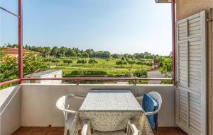 1 Bedroom Amazing Apartment In Funtana
