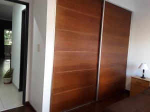 Cómodo y moderno departamento, a pasos de la principal calle comercial de la ciudad