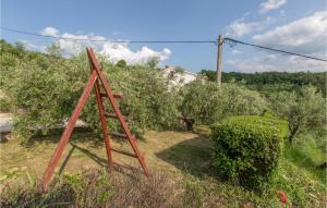 1 Bedroom Amazing Apartment In Secovlje