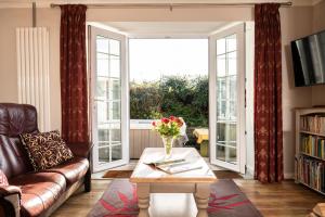 Badgers Way - with hot tub