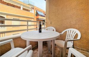 2 Bedroom Cozy Apartment In Torrevieja
