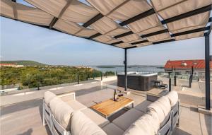 Amazing Home In Pasman 