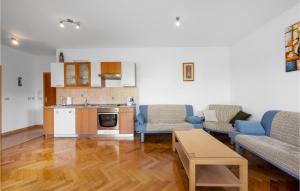 Stunning Apartment In Srima With Kitchen 