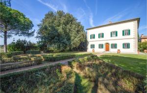 Awesome Home In Fucecchio With Jacuzzi