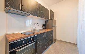 Nice Apartment In Vir With Wifi