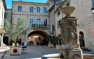 Maisons de vacances 3 Bedroom Beautiful Home In Barjac : photos des chambres