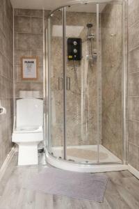 CJP - Lovely 2-bed house in Hull Centre, Parking