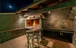 Gorgeous Home In Preko