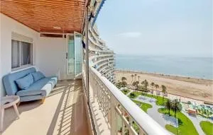 1 Bedroom Nice Apartment In Cullera - Carcaixent