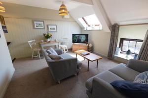 Town Farm Cottages Beadnell by Coast & Country Stays