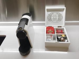 The White Rock Private access to the beach