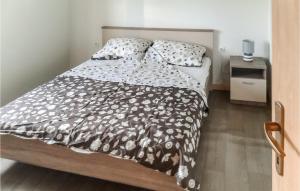 2 Bedroom Awesome Home In Sali