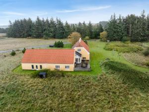 Large Pool House With Activity Room Located In Peaceful Surroundings