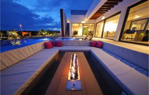 Villa Royal Sunset