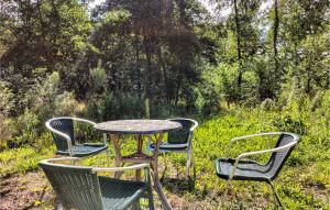 Pet Friendly Home In As With Wifi