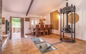 Awesome Home In Torrox With Wifi