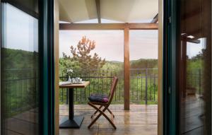 Pet Friendly Home In Trviz With Wifi