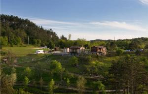 Pet Friendly Home In Trviz With Wifi