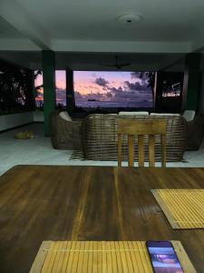 Entire Private Beachfront Villa in Siargao