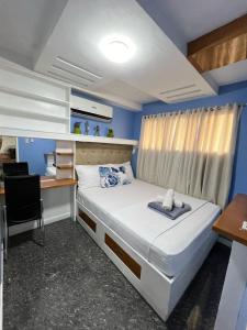 One Oasis Davao Condo 2BR Ground flr Behind SM Mall with WIFI & Pool