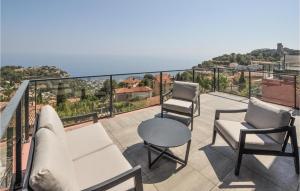 2 Bedroom Cozy Apartment In La Turbie