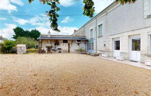 Lovely Home In Anché With Kitchen